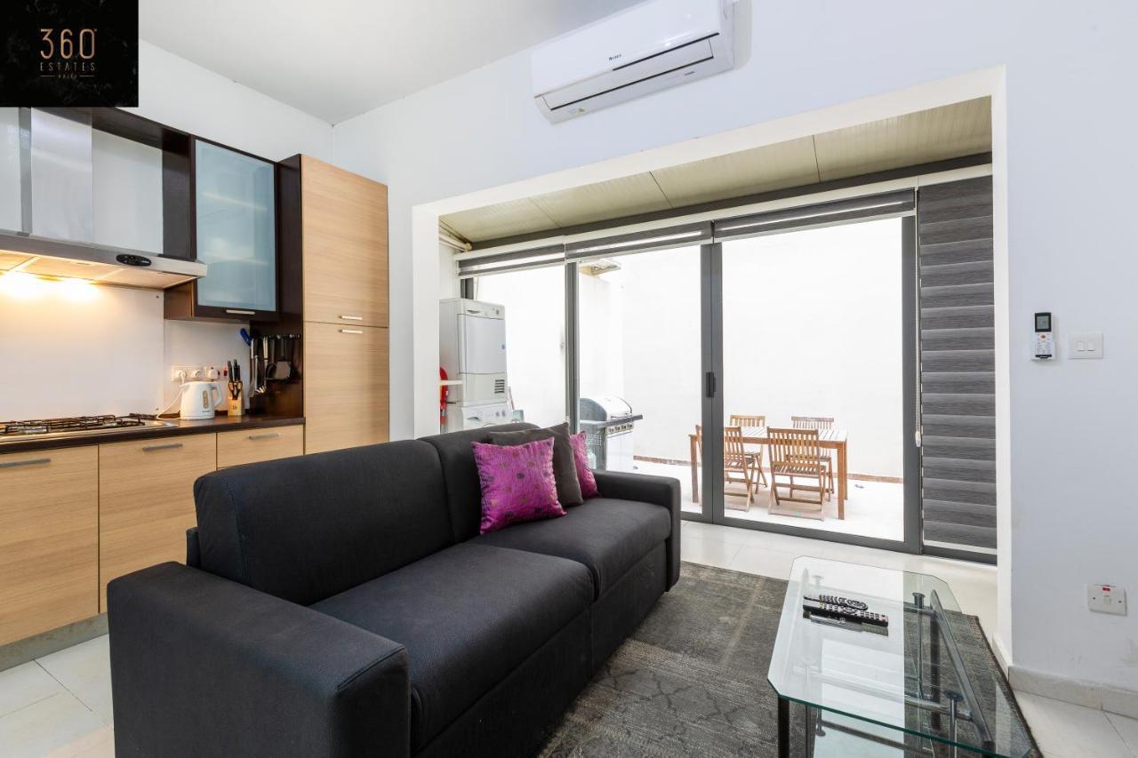 Centre Paceville Apt With Terrace, Bbq & Wifi By 360 Estates San Ġiljan Kültér fotó